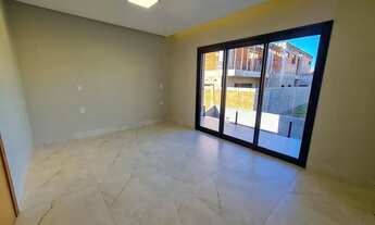 Imagem 6: Sobrado Jardins Capri - Senador Canedo Casa em Condomínio com 4 Quarto(s) e 5 banheiro(s