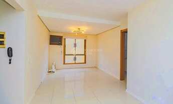 Imagem 4: Conforto e conveniência: Apartamento semimobiliado próximo aos principais pontos de Porto