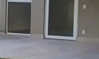 Imagem: Sobrado em condomínio com 04 suítes a