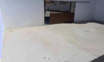 Imagem 2: Henrique Jorge Casa 120m², 2 Quartos, Sala, Cozinha, WC Social, 5 Vaga de garagem. À 6 qua