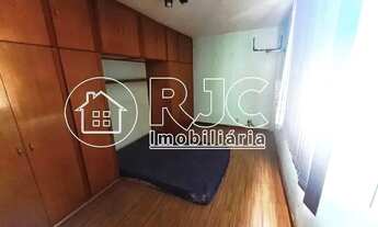 Imagem 7: Duplex para venda com 149 metros quadrados com 3 quartos em Grajaú - Rio de Janeiro - RJ