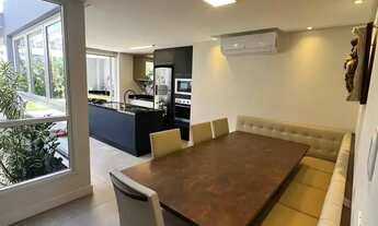 Imagem 5: Sobrado para venda com 237 metros quadrados com 3 quartos em Santa Regina - Camboriú - SC