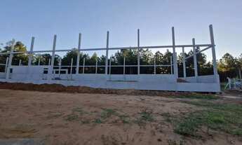 Imagem: Pavilhão Comercial com 700m² na Costa