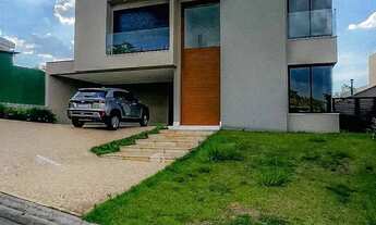 Imagem: Sobrado para venda tem 482 metros quadrados