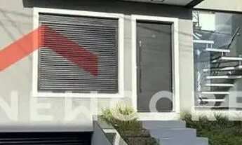 Imagem: Sobrado em Rua Oristela Foggiatto - Costeira