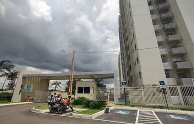 Imagem: Ponta negra. 2/4 (1 suíte). Armários e