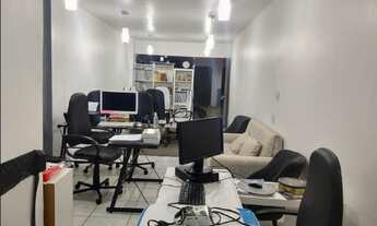 Imagem 2: Barra da Tijuca - Av Armando Lombardi - Sala Comercial - 32 m² - R$1.200,00