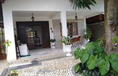 Imagem 2: Alugo complexo com 2 casas na Pituba!