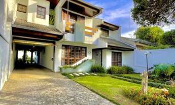 Imagem 2: CASA com 3 dormitórios à venda com 480m² por R$ 1.300.000,00 no bairro Boa Vista - CURITIB