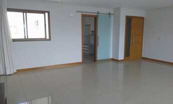 Imagem 5: Le parc 142m². Nascente!