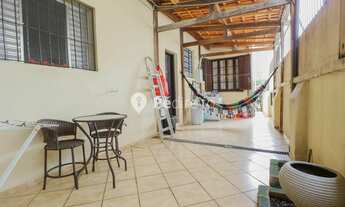 Imagem 3: Casa sobrado à venda no bairro Liberdade com 5 quartos e próximo ao metrô