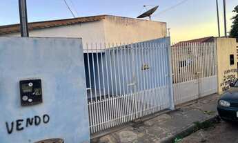 Imagem: 2 casas na rua 31 do bairro pedra 90 por