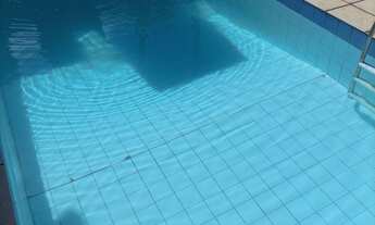 Imagem 2: Manutenção de piscina e limpeza