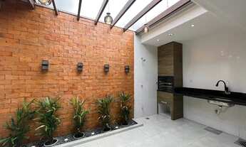 Imagem: LINDA CASA REFORMADA NO COND. MONACO