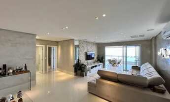 Imagem 2: Apartamento para venda tem 250 metros quadrados com 4 quartos em Canto do Forte - Praia Gr