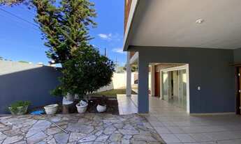 Imagem 2: CASA SOBRADO Casa com 4 dormitórios