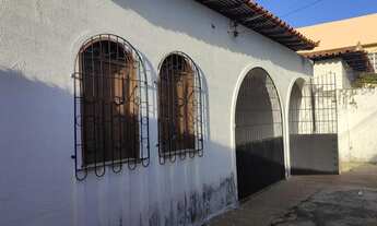 Imagem 5: Casa para Venda em Teresina, FÁTIMA, 4 dormitórios, 2 suítes, 1 banheiro, 3 vagas