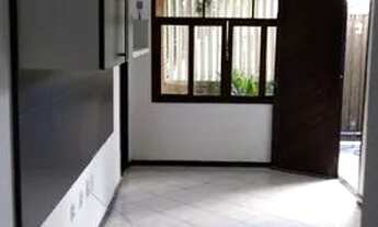 Imagem 4: Alugo casa no condominio Joquey Club