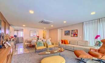 Imagem 4: Apartamento // 245 metros quadrados com 3 quartos em Guararapes - Fortaleza - CE