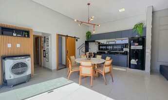 Imagem 7: Casa em condomínio com 3 suítes à venda no Condomínio ParqVille Jacarandá