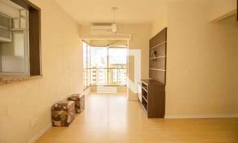 Imagem 2: Apartamento para Aluguel - Sarandi, 2 Quartos, 52 m2