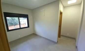 Imagem 2: Sobrado com 3 Quartos à Venda, Bairro Vila Rosa, Goiânia