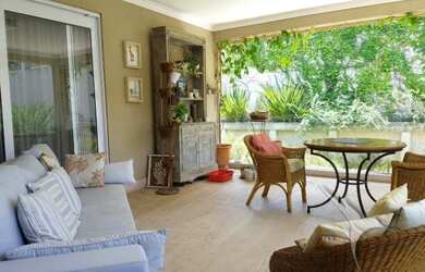 Imagem 7: SANTANA DE PARNAIBA - Casa Padrão - Alphaville