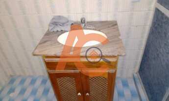 Imagem 2: Amplo apartamento de dois quartos com dependência completa em Irajá