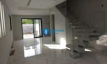 Imagem: Sobrado de Alto Padrão com 02 dormitórios