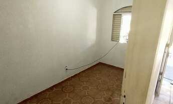 Imagem 5: Alugo excelente casa na QE 28 conjunto E casa 47 Guará 2