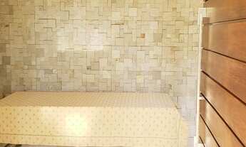 Imagem 7: Casa de condomínio sobrado para venda tem 654 metros quadrados com 5 quartos