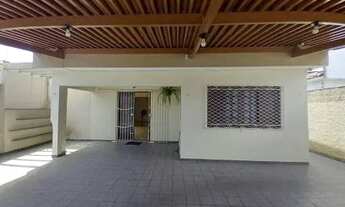 Imagem: Casa para venda com 3 quartos em Mussurunga