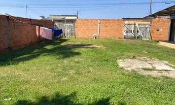 Imagem 2: Terreno + apartamentos