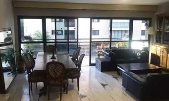 Imagem 2: Apartamento para venda no Real Parque, 230 metros com 3 suítes e 5 vagas