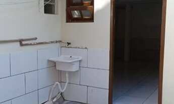 Imagem: Alugo kitnet agua e luz incluso 600 reais