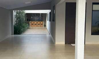 Imagem 6: Casa de alto padrão ao lado da faculdade Cambury