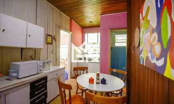 Imagem 6: Casa à Venda em Ipanema, Porto Alegre 2 Quartos, Varanda Gourmet, 2 Vagas