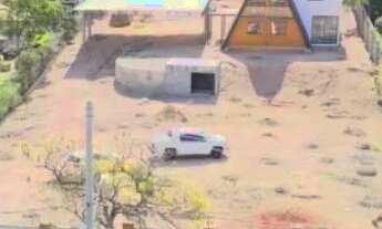 Imagem 2: Fazenda / Sítio / Chácara com 3 Quartos à venda, 635m² - Jardim dos Laranjais