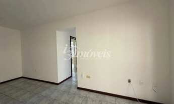 Imagem 3: Apartamento para locação anual, com 2 quartos (sendo uma suíte), 1 vaga de garagem, Condom