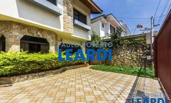 Imagem: SOBRADO - ALTO DE PINHEIROS - SP