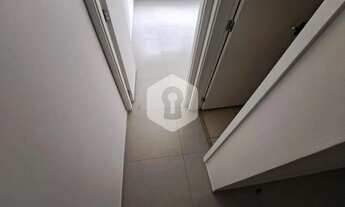 Imagem 5: Excelente sala com 2 splits novos e com farto comércio e transporte na região! Prédio novo