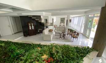 Imagem 6: Casa de Andar Espaçosa e Elegante Conforto, Amplitude e Sofisticação em Cada D