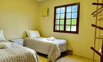 Imagem 6: Temporada, excelente casa terrea com 3 quatos sendo 1 suíte, área ampla em 2 terrenos, tem