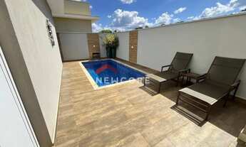 Imagem: Casa de condomínio em Avenida Sylvinha