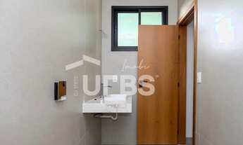 Imagem 5: Sobrado para venda possui 474 m² com 5 suítes no Plateau d'Or Privilege