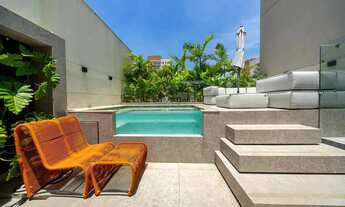 Imagem 2: Cobertura Duplex à Venda mobiliada com 210 m². 3 suítes, 2 vagas no Condomínio SoHo, Barra