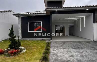 Imagem: Casa de condomínio em Estrada Oscar Vieira