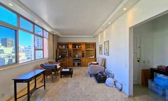 Imagem 6: Apartamento com 3 quartos ,dependências completas e garagem no Leblon