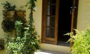 Imagem 3: Alugo casa no centro de Mury próximo au correio