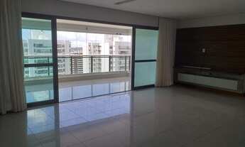 Imagem 3: Le parc 142m². Nascente!